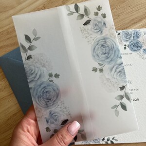 Carta da regalo per matrimonio con rose blu polverose, copertina per invito floreale vintage, romantico pre-piegato, matrimonio fai da te con giardino botanico boho, PD011