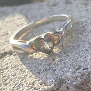 1990s vintage sterling silver 925 genuine rainbow topaz heart ring