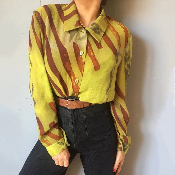 Vintage grafisch gedurfd print kunstzinnig boho pistache shirt, funky button-up party festival losse geometrische top, jaren 90 aquarel esthetische retro.