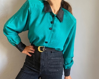 Vintage 80s emerald dotted elegant academia satin shirt, chic button up shoulder pads glam top plus size cocktail business retro parisien XL