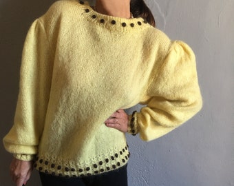 Vintage handgemaakte maximalistische limonade gebreide trui, pompom romantische gehaakte puffy sleeve oversized gehaakte trui, gezellige unieke ambachtelijke pastel