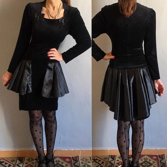 Vintage 80s Black Velvet Taffeta Cocktail Dress, Peplum Party Glam, Guest Evening Gown M 38 - Etsy Israel Vintage 80s Black Velvet Taffeta Cocktail Dress, Peplum Party Glam, Guest Evening Gown M 38 - Etsy Israel