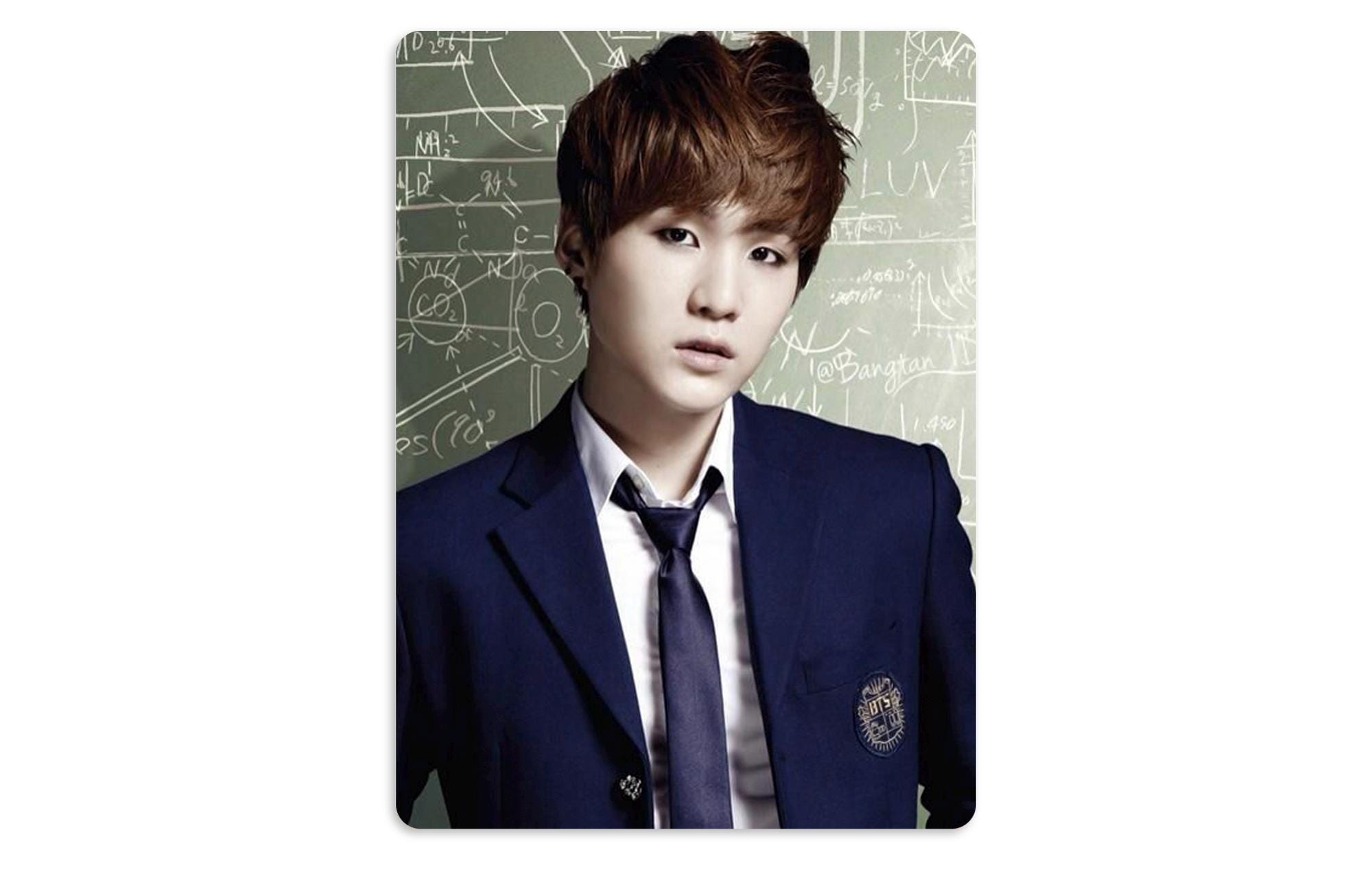 BTS シーグリ 2020 2021 マジショ Skool Luv Affair Amazon.com: BTS 2nd Mini Album - [ Skool Luv Affair ] CD +