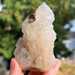 Huanggang Quartz Crystal Point from Inner Mongolia, China
