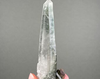 緑泥石入り内モンゴル水晶（中国産） - Etsy 日本