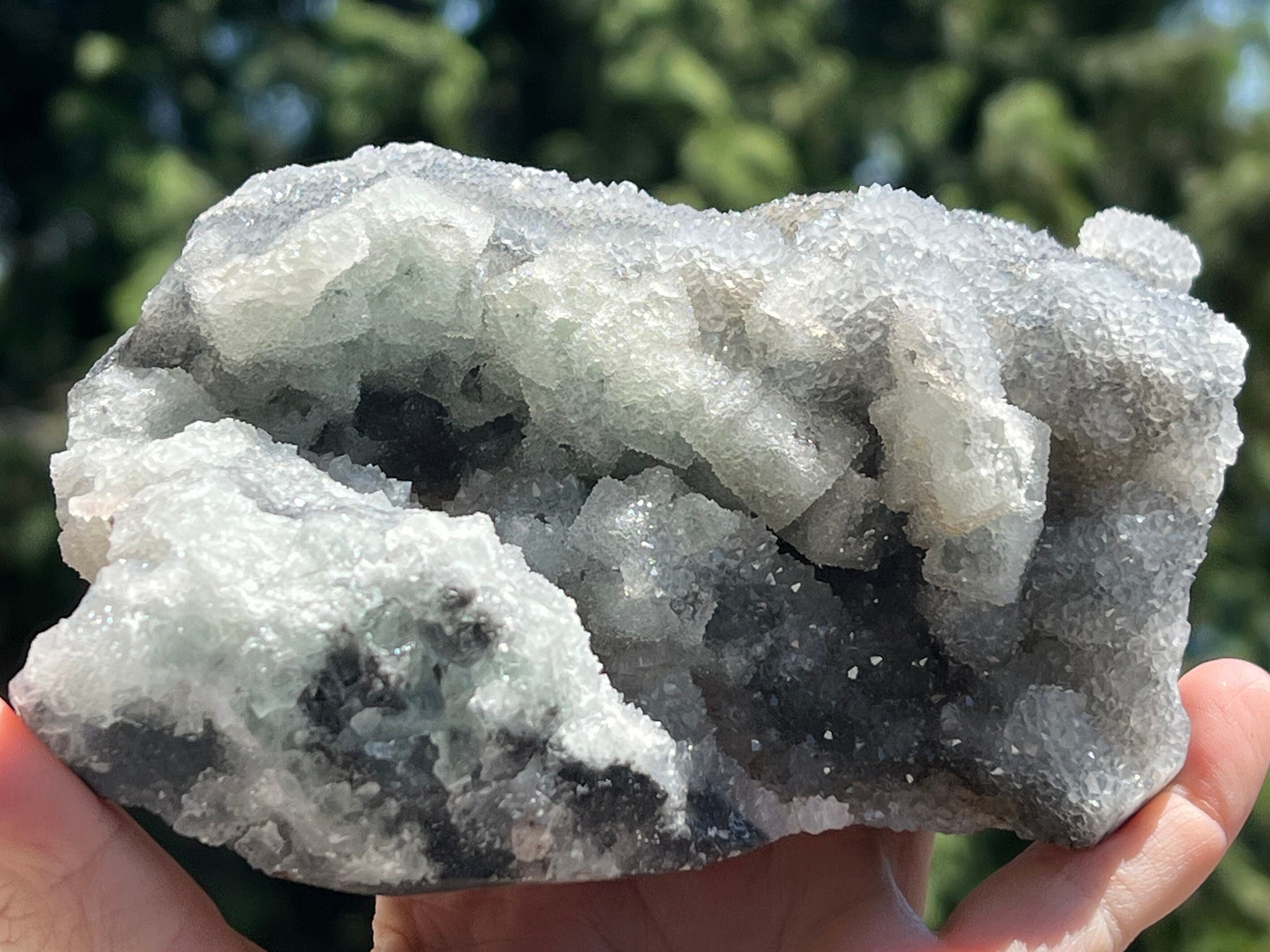 中国浙江省産 スモーキードゥルージークォーツと超透明なフローライト