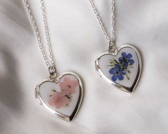Zilveren vergeet-mij-niet Wildflower foto medaillon HALSKETTING | Hars geperst bloemenmedaillon | Hart medaillon | Handgemaakt | Gedroogde bloemensieraden