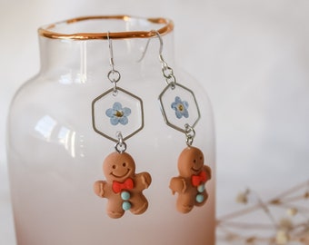 Forget-Me-Not Gingerbread Man Earrings | Pressed Wildflower Earrings | Dried Flower Jewelry | Resin Jewelry | Botanical Earrings | Christmas