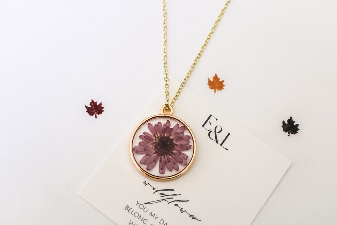 Real Pressed Chrysanthemum Resin Necklace Fall Necklace Autumn Jewelry Mums Resin Necklace Fall