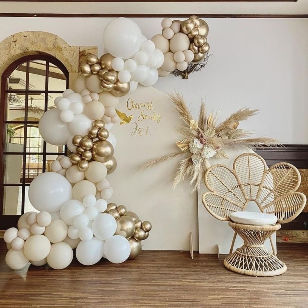 Elegant White Sand, White and Gold Balloon Garland Milestone Birthday  Decoration, Retirement Party, Graduation Party Decoration, Arch - Etsy