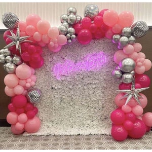 Last Rodeo Balloon Garland Kit - Bachelorette Party Decoration, DISCO Cowgirl, Cow Print, Let&#39;s Go Girls, Space Cowgirl, Bridal Party