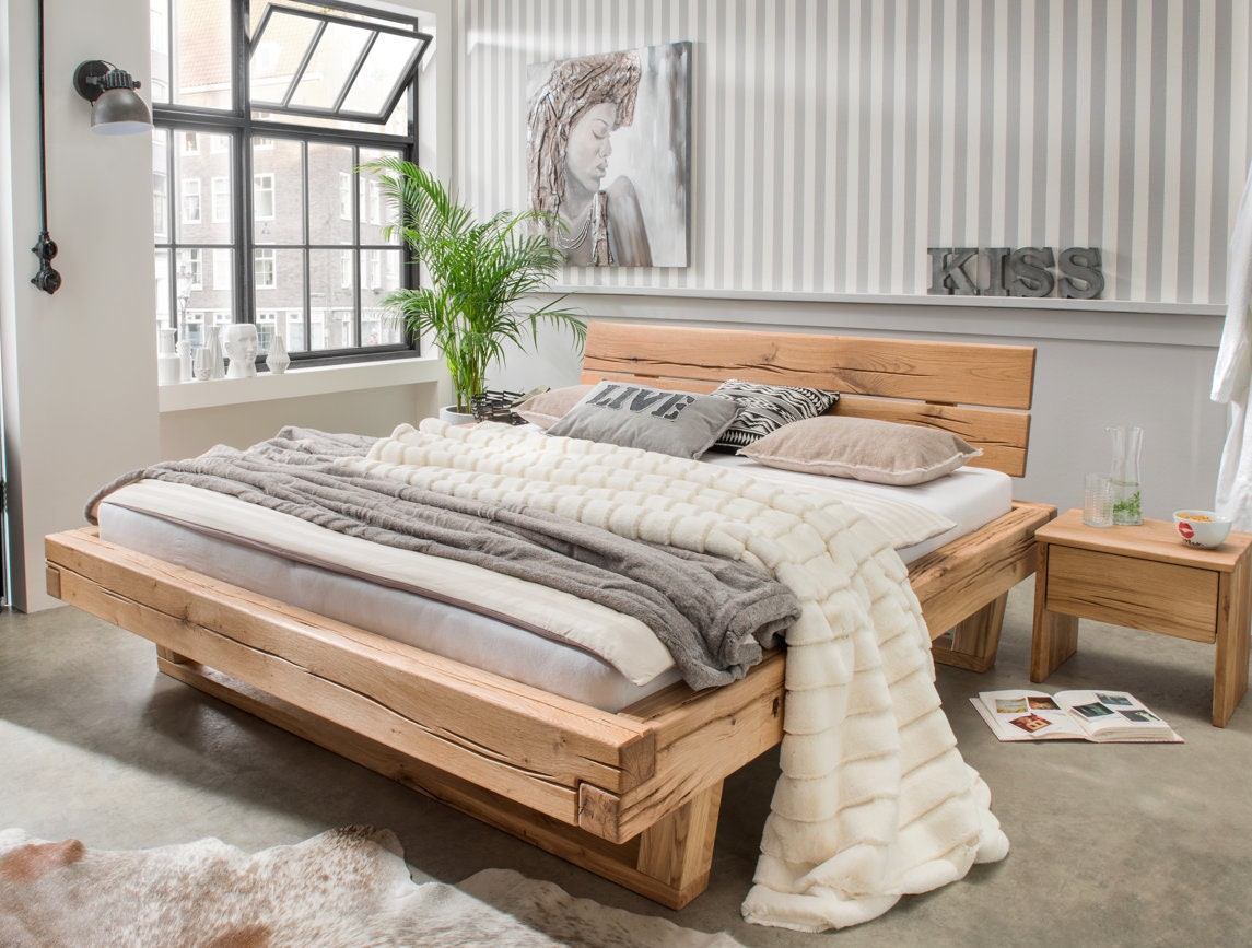 Beam bed 180 x 200 cm in wild oak