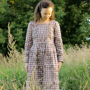 linen dress with author's print image 1