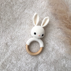 Amigurumi Häschenrassel, Kaninchenrassel %100 Handgemacht, Naturbaumwolle, Naturholz, sofortige Lieferung, Babyspielzeug 6-12 Monate