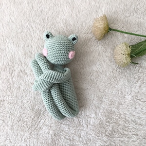 Frosch Häkeltier Amigurumi Tier Geschenk für Babyparty grünes Spielzeug Stricktiere für Baby Kröte weiche Kuscheltiere und Plüschtiere Kröte Spielzeug