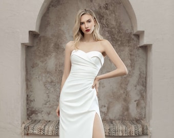 Minimalist, Sensual Sheath Style, Sweetheart Neckline Wedding dress
