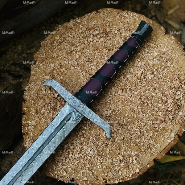 Épée de roi de Damas faite à la main sur mesure avec couverture en cuir GRATUITE, épée viking en acier de Damas forgée à la main, meilleur cadeau de qualité pour lui