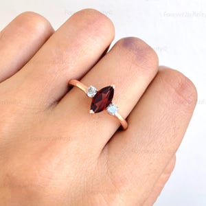 Natural Marquise Garnet Bridal Ring, Vintage Rose Gold Garnet Engagement Ring For Women, Dainty Promise Ring, Unique Birthday Gift For Her