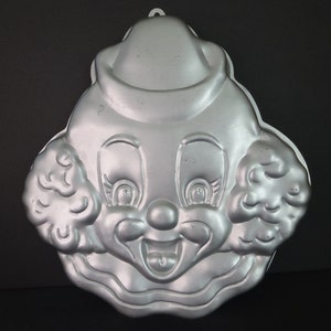 Vintage 1989 Wilton Clown Cake Pan