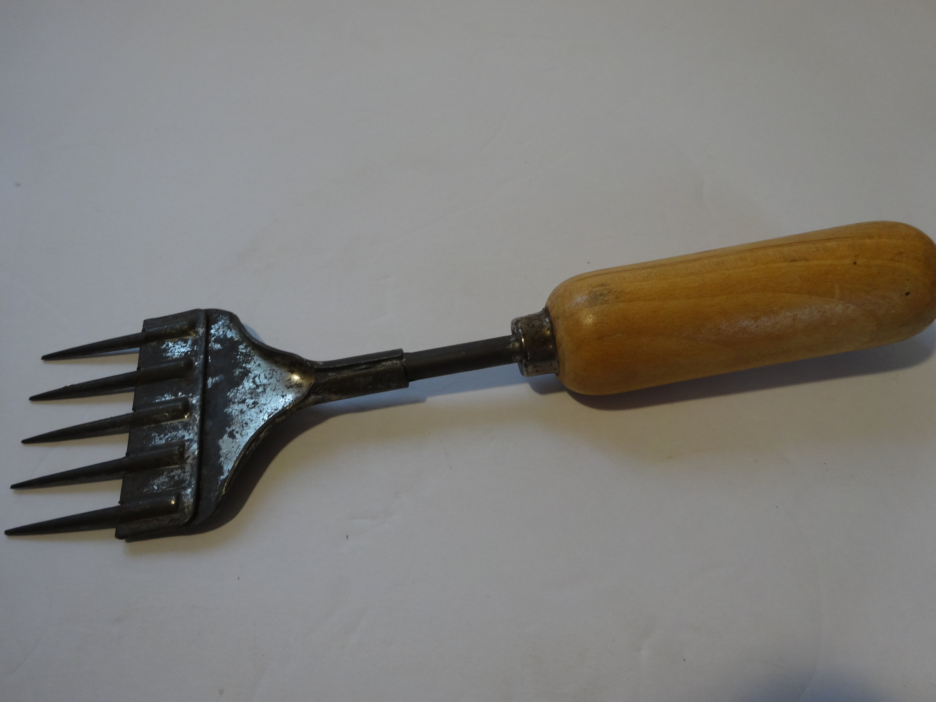Vintage Upholstery bing/fabric Stretching Metal Tool With A Etsy
