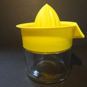 VintageYellow Citrus Juice Reamer With Two Cup Glass Container