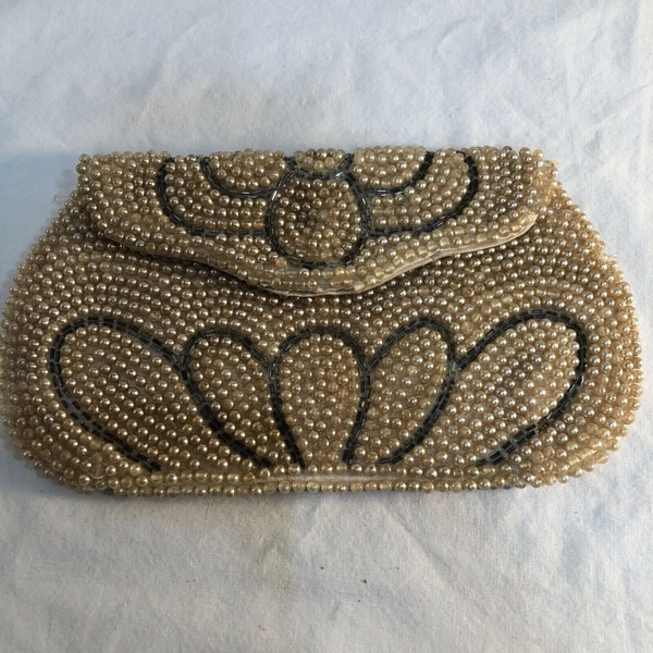 Hato Hasi Vintage Made in Japan Cream Colored Beaded Floral Purse Clutch