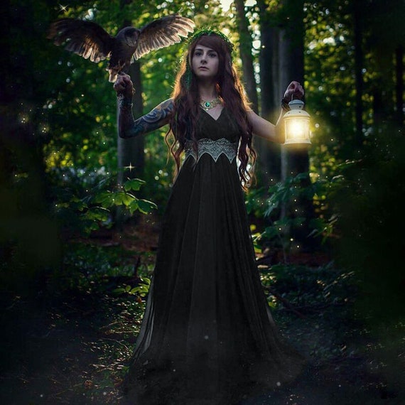 Mysterious Fantasy Dress Medieval Long 