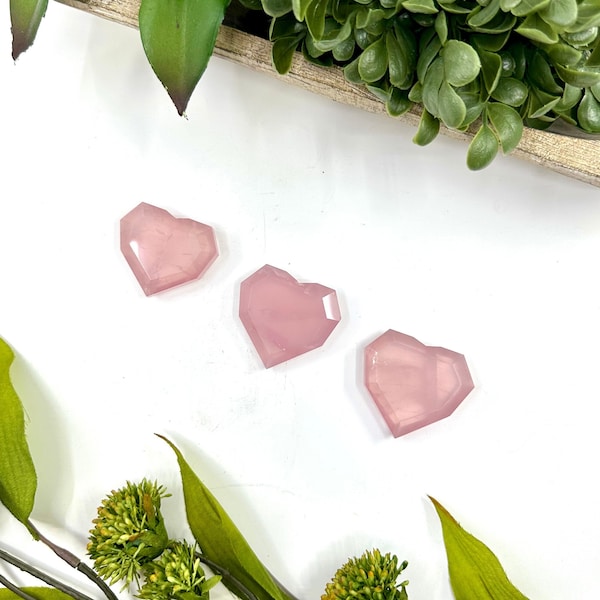 Juicy Rose Quartz Faceted Hearts, Crystal Heart, Crystal Carving, Healing Crystal