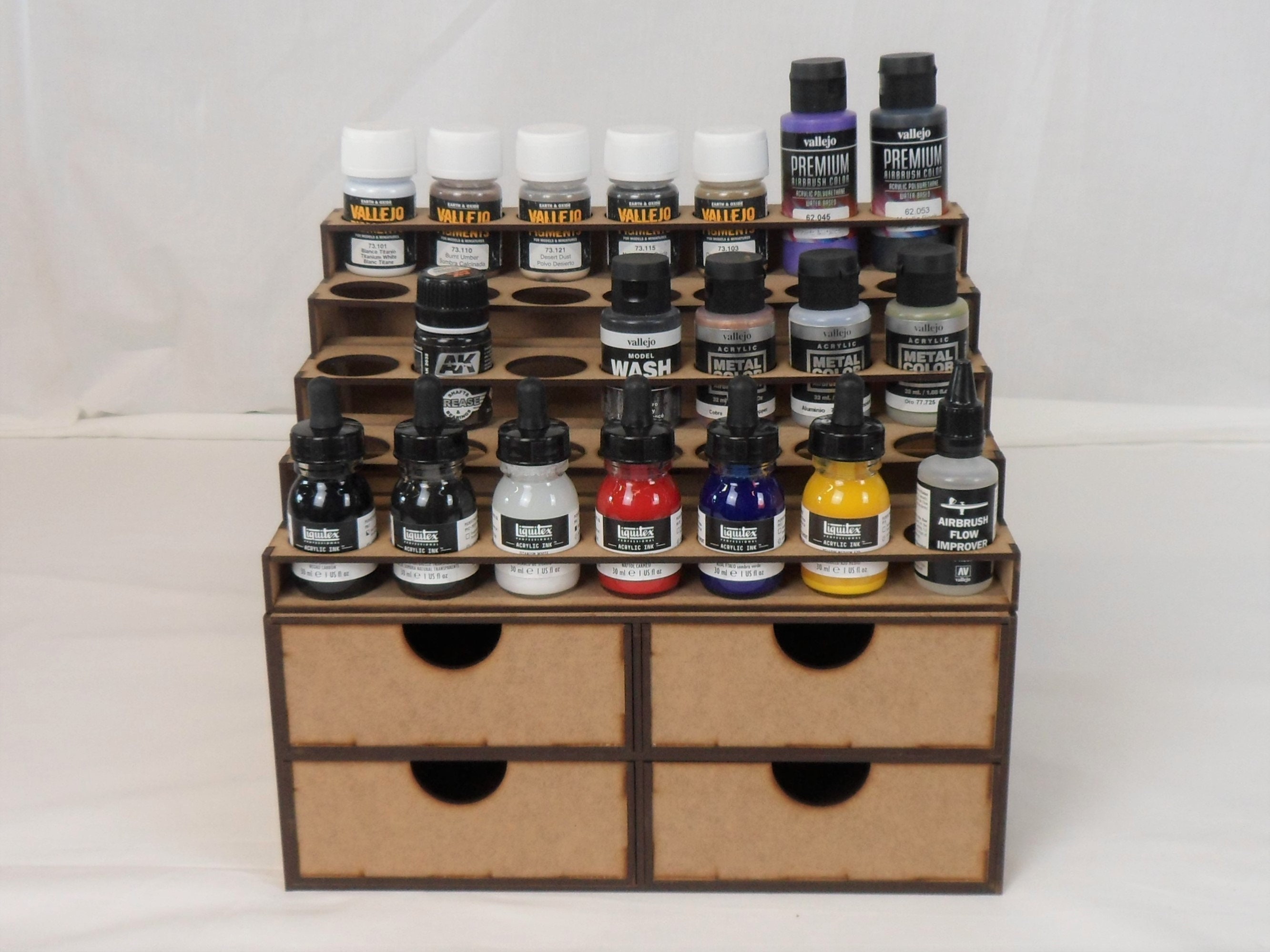 Desk Wizard – Rank 5 Paint Holder – The Miniature Painting Shop