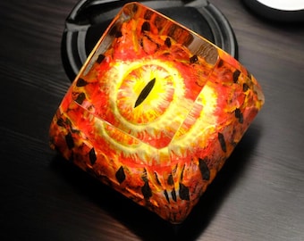 Custom Artisan keycaps, keycap anime cute, epoxy resin keycap, E.ye resin keycap, personalized gift, mechanical keyboard, gift for boyfriend