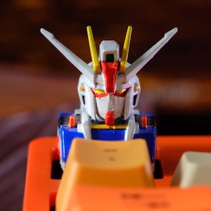 Gundam Resin Keycap: Handmade 3D Print Artisan ESC Key