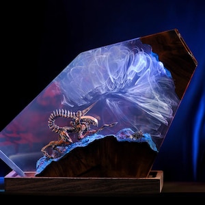 Xenomorph Diorama-lamp: op maat gemaakt harsachtig buitenaards nachtlampje