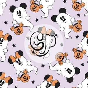 Pode incluir: Um padrão sem costura com um fundo roxo com personagens de fantasmas brancos segurando baldes de abóbora laranja. Os fantasmas têm olhos pretos e um nariz preto. O padrão também inclui estrelas pretas e um círculo branco com um design de redemoinho preto.
