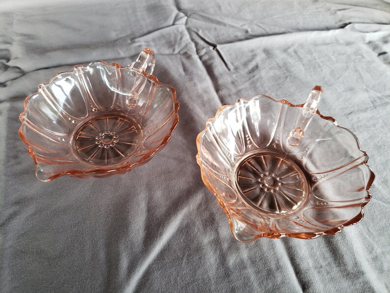 Pink Depression Glass Heart Bowls Oyster and Pearl Pattern Set of 2, by