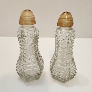 Vintage Ribbed Clear Glass Salt & Pepper Shaker Set
