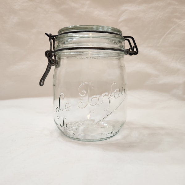 Le Parfait "Super" Embossed .75 Liter Clear Glass Storage With Metal Bail Closure Made In France, Kitchen Storage Jar