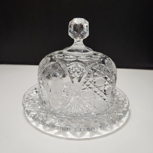 Round Crystal Butter Dish & Cover With Faceted Knob - Cheese Keeper
