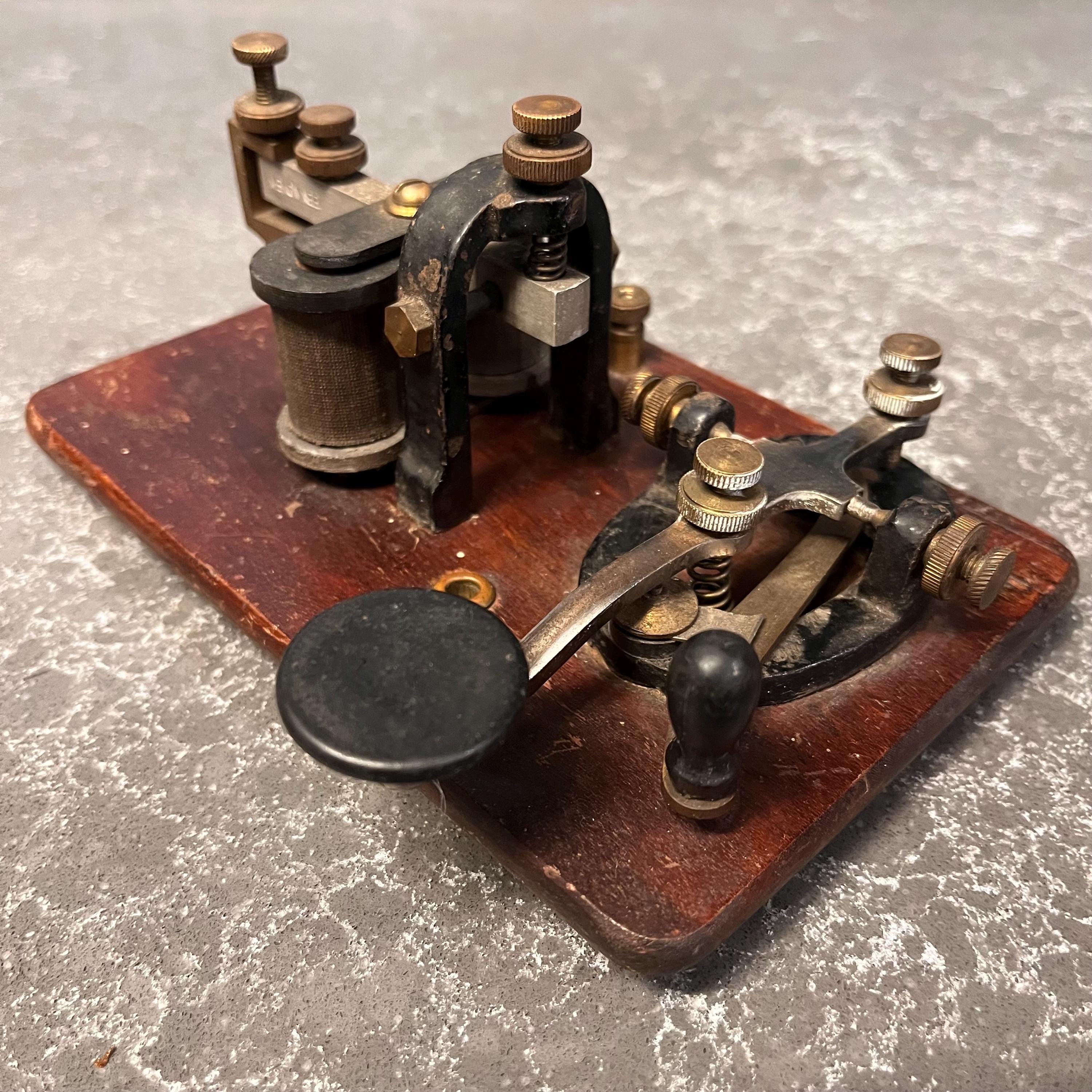Clé Télégraphique Militaire Chinoise Vintage Changshu DJG-4 - À Levier Droit - Non Testée