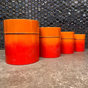 Set van 4 metalen nestbare jerrycans, Japan, midden van de eeuw modern, keukendecor, opslagcontainers, keukenopslag, knutselbenodigdheden, mcm