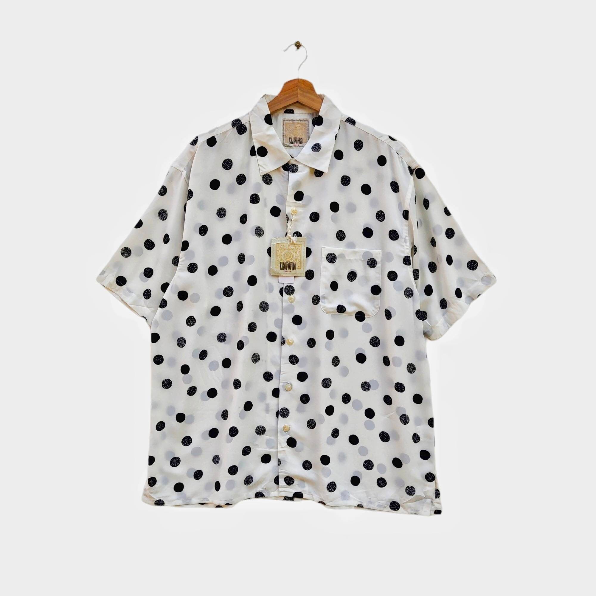 Polka dot short shop sleeve shirt