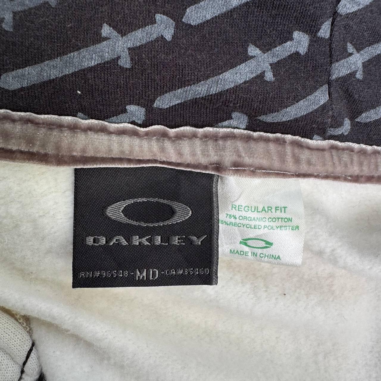 Vintage Oakley Hoodie With Large Front Emblem and Zip Closure in