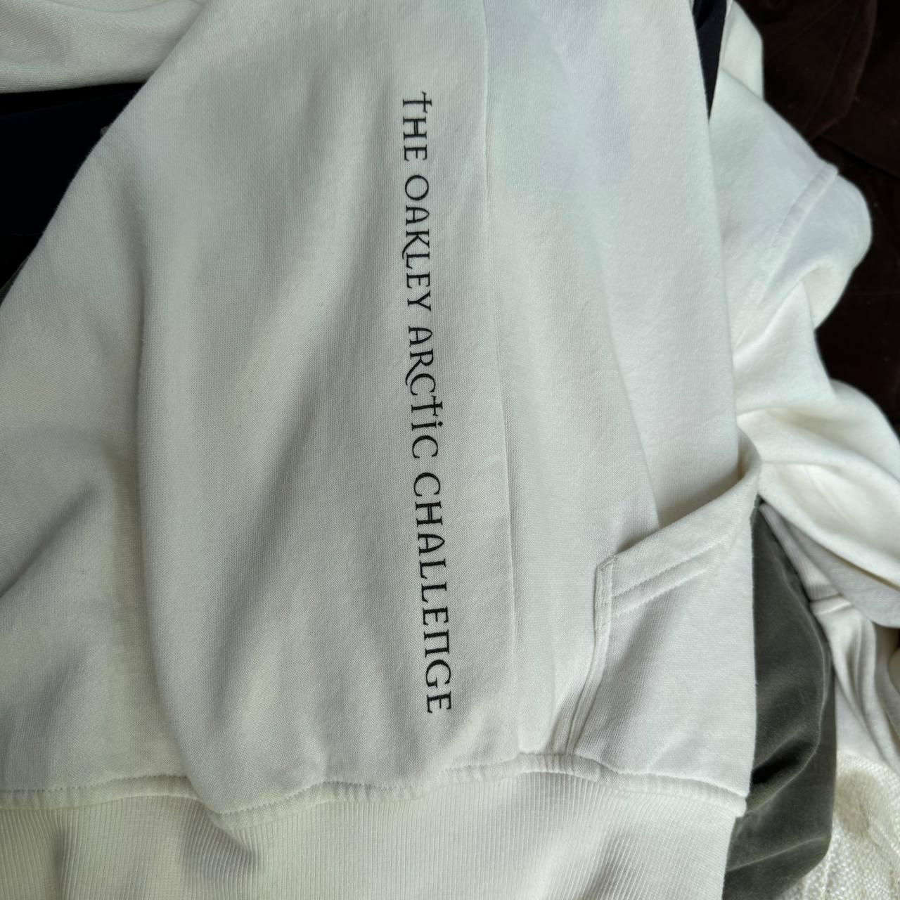 Vintage Oakley Hoodie With Large Front Emblem and Zip Closure in