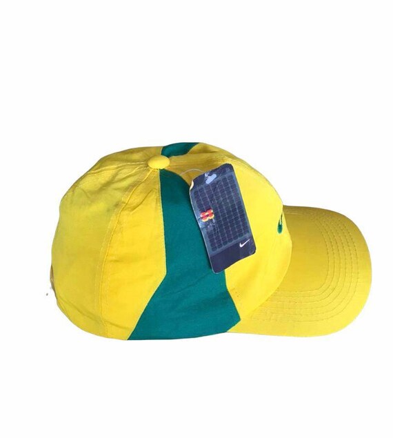 Casquette De Baseball Vintage Dans Un Style Rétro Art Graphique Monochrome Illustration Vectorielle 32906578