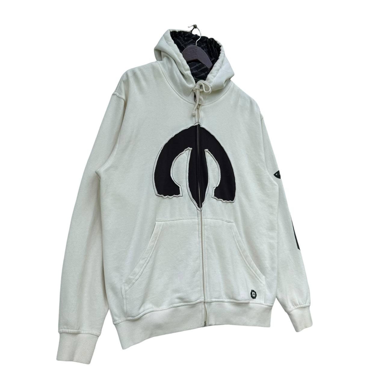 Vintage Oakley Hoodie With Large Front Emblem and Zip Closure in