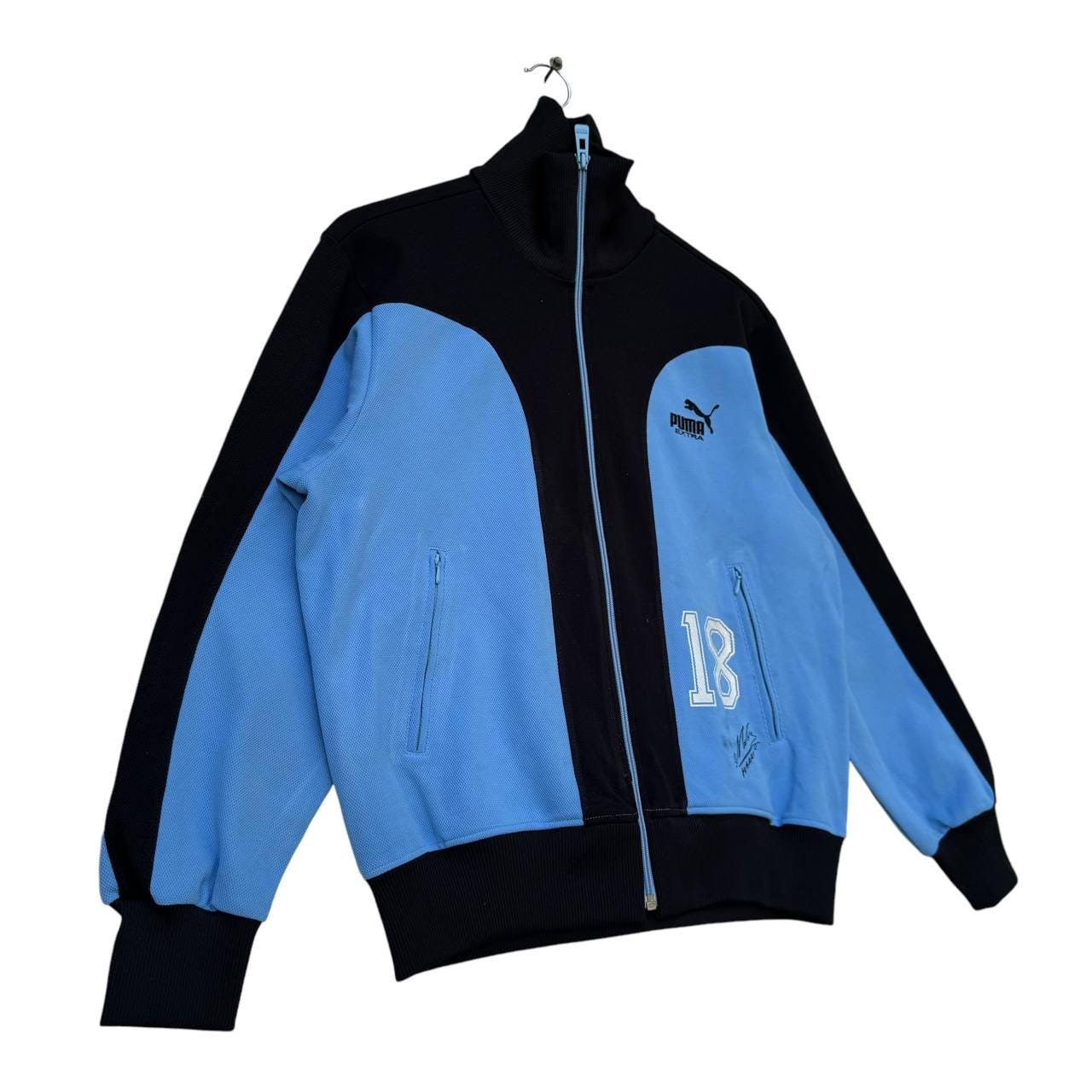 PUMA フルジップジャケット EXTRA 青/赤 PUMA フルジップジャケット EXTRA 青/赤 PUMA フルジップ