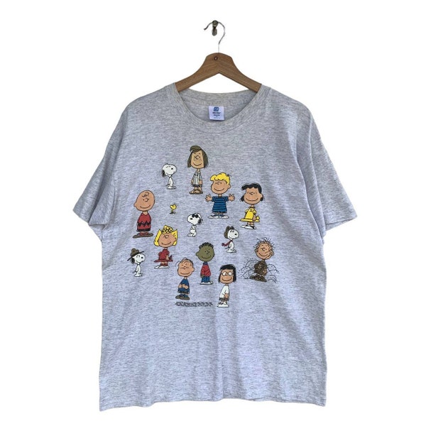 Vintage PEANUTS Characters Cartoon Tshirt 90s American Vintage Clothing Aesthetic Graphic Cartoon Tee Shirt