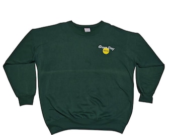 Sudadera vintage de cuello redondo Nimrod de Green Day, estilo años 90, con logo bordado, color verde oscuro, estilo grunge streetwear.