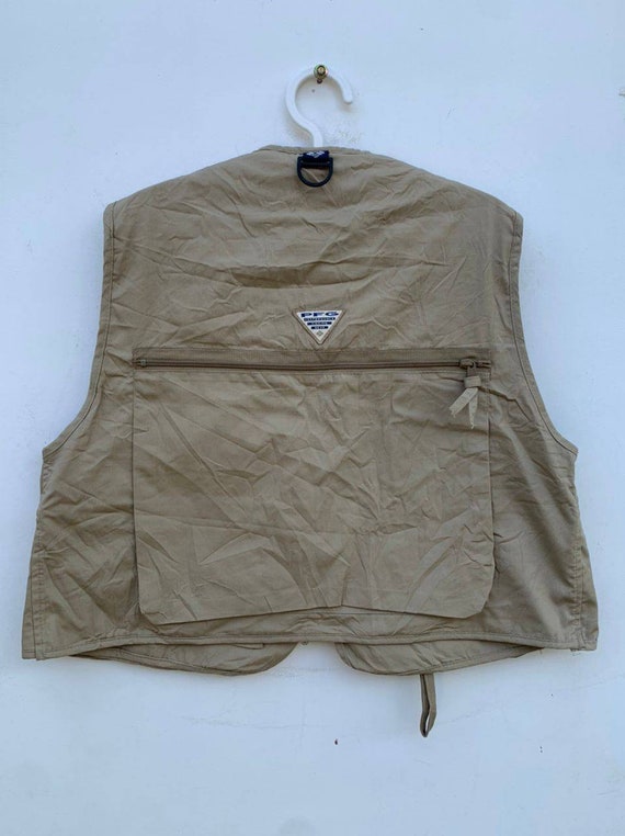 EmmaThriftStore Vintage Columbia Performance Fishing Gear by Columbia Sportwear Company Vest