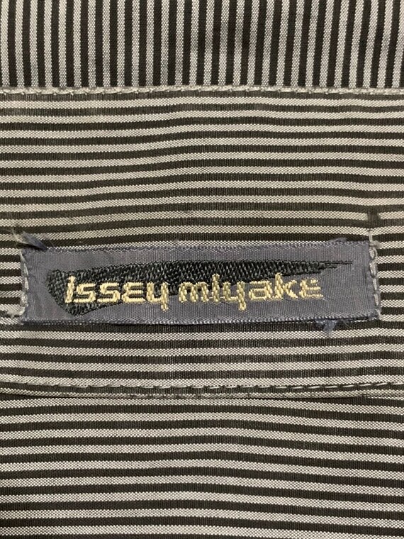 Vinrage Issey Miyake Japanese Designer Shirt - image 5