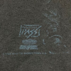 May include: A black t-shirt with a blue and white graphic of the band "The Offspring" and the text "The Offspring" and "Smash" printed on the bottom.